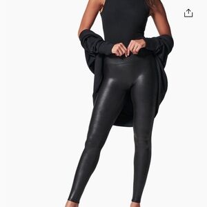 SPANX Faux Leather Leggings Black High Rise Size Medium (Like New(